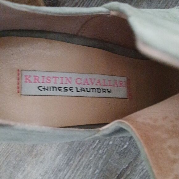 Kristin Cavallari for Chinese Laundry Lash Heel in light sage green suede Sz 9 - Picture 6 of 11
